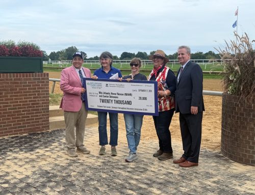 Delaware Park Casino and Delaware Thoroughbred Horsemen’s Association (DTHA) team up for donation to the Mid-Atlantic Horse Rescue (MAHR) and Canter Delaware
